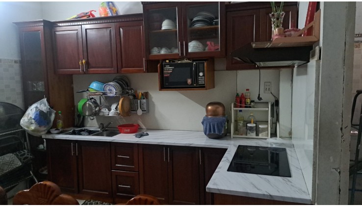 Bán nhà 64m2, 3 tầng, 3PN, Tân Tạo, Bình Tân, 4 tỷ, sổ hồng